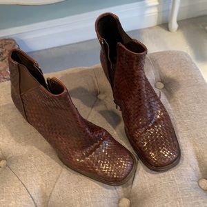 Woven bootie